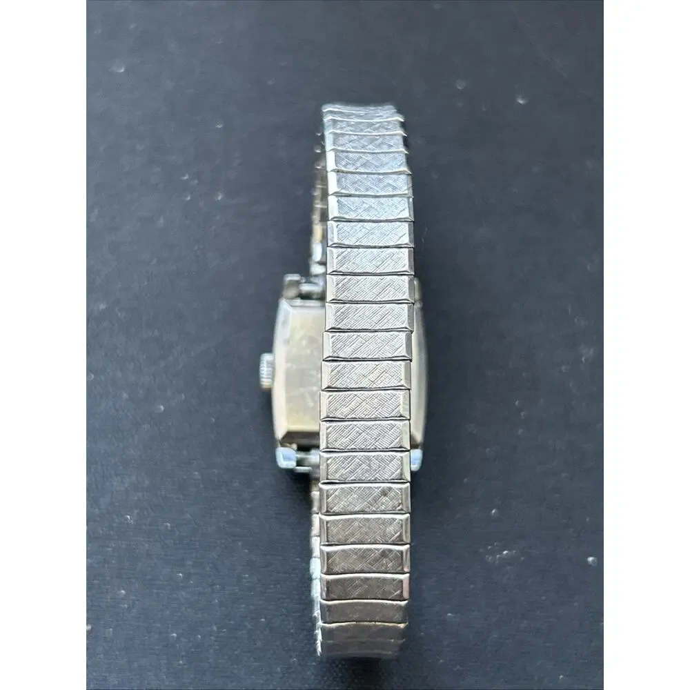 Vintage Seiko Women’s Wind Watch